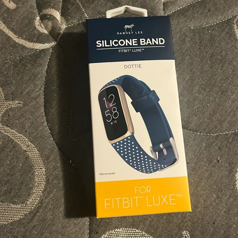 NWT Dabney Lee Silicone Band Dottie for Fitbit Luxe